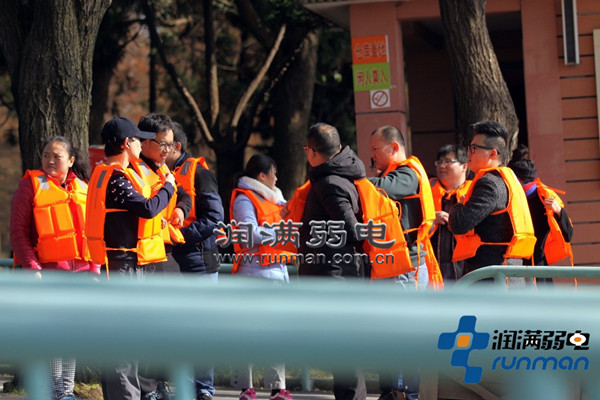 润满弱电赛龙舟准备工作 润满弱电赛龙舟准备工作